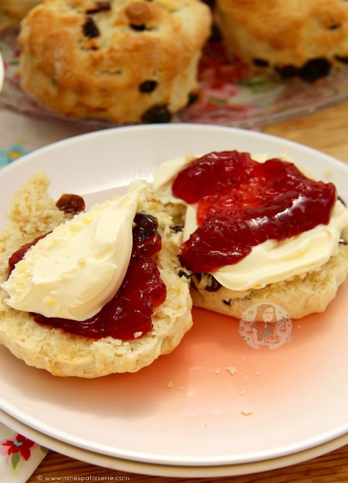 Scones & Jam Making Class beeskneescatering.co.uk